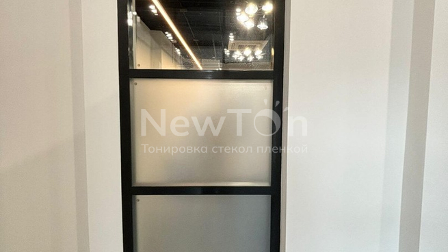 Тонировка пленкой перегородок в офисе компании Профилум в Москве